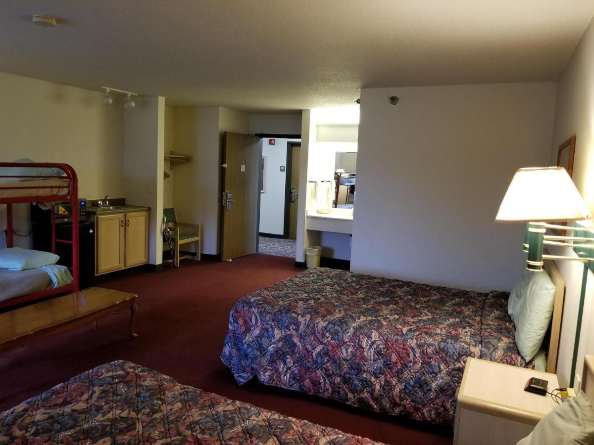 Bilmar Inn & Suites Dell Rapids Exterior foto