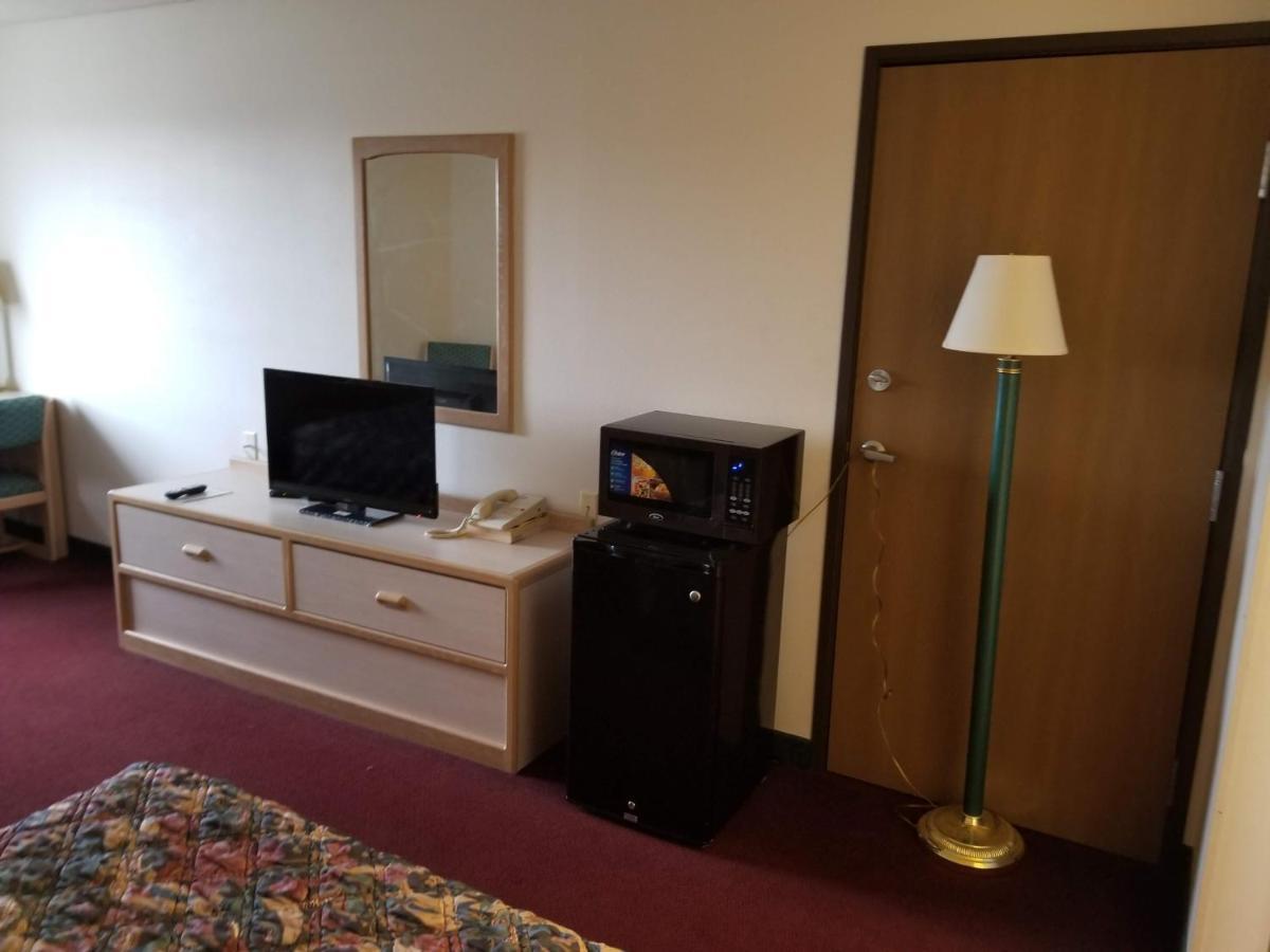 Bilmar Inn & Suites Dell Rapids Exterior foto