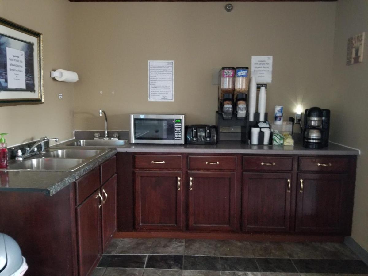 Bilmar Inn & Suites Dell Rapids Exterior foto